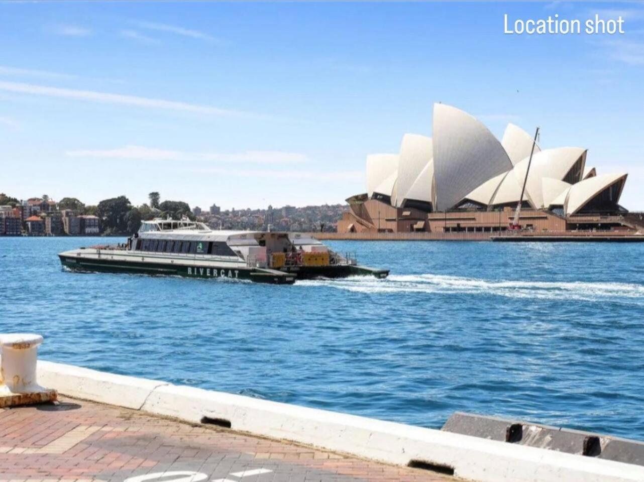 Amazing With Pool, Gym And Sauna Apartment Sydney